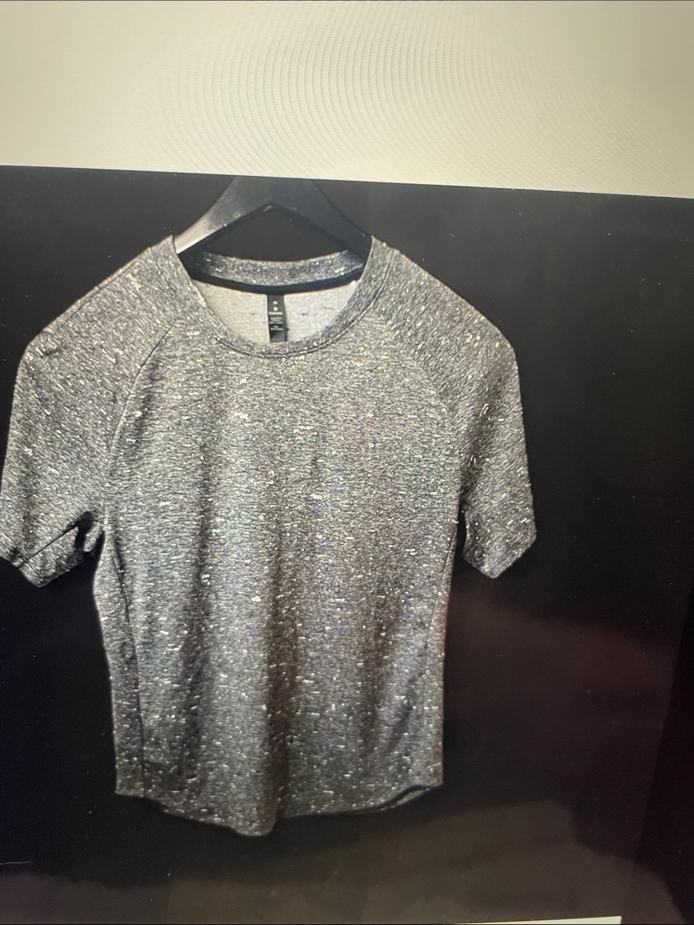 lululemon athletica Men's Heathered Gray Short-Sleeve Tee